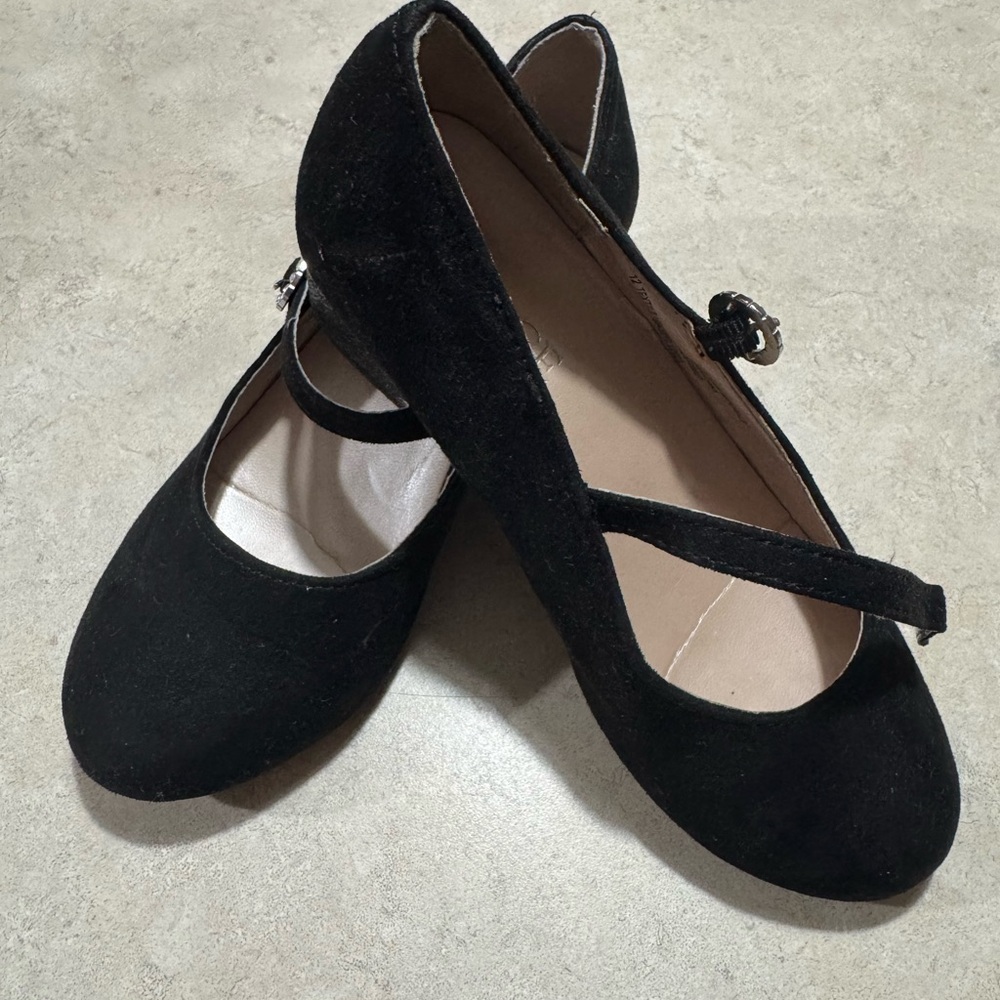 The Children's Place Black Dress Shoes Mary Jane Style